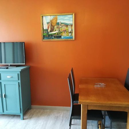 Studio Cabine Vue Port Avec Parking Prive, Piscine, Parc, Boulodrome Agde Bagian luar foto