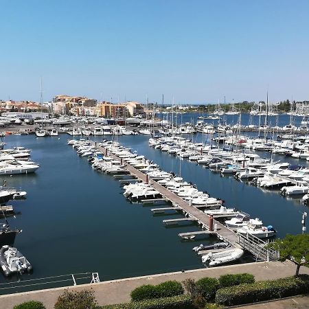 Studio Cabine Vue Port Avec Parking Prive, Piscine, Parc, Boulodrome Agde Bagian luar foto