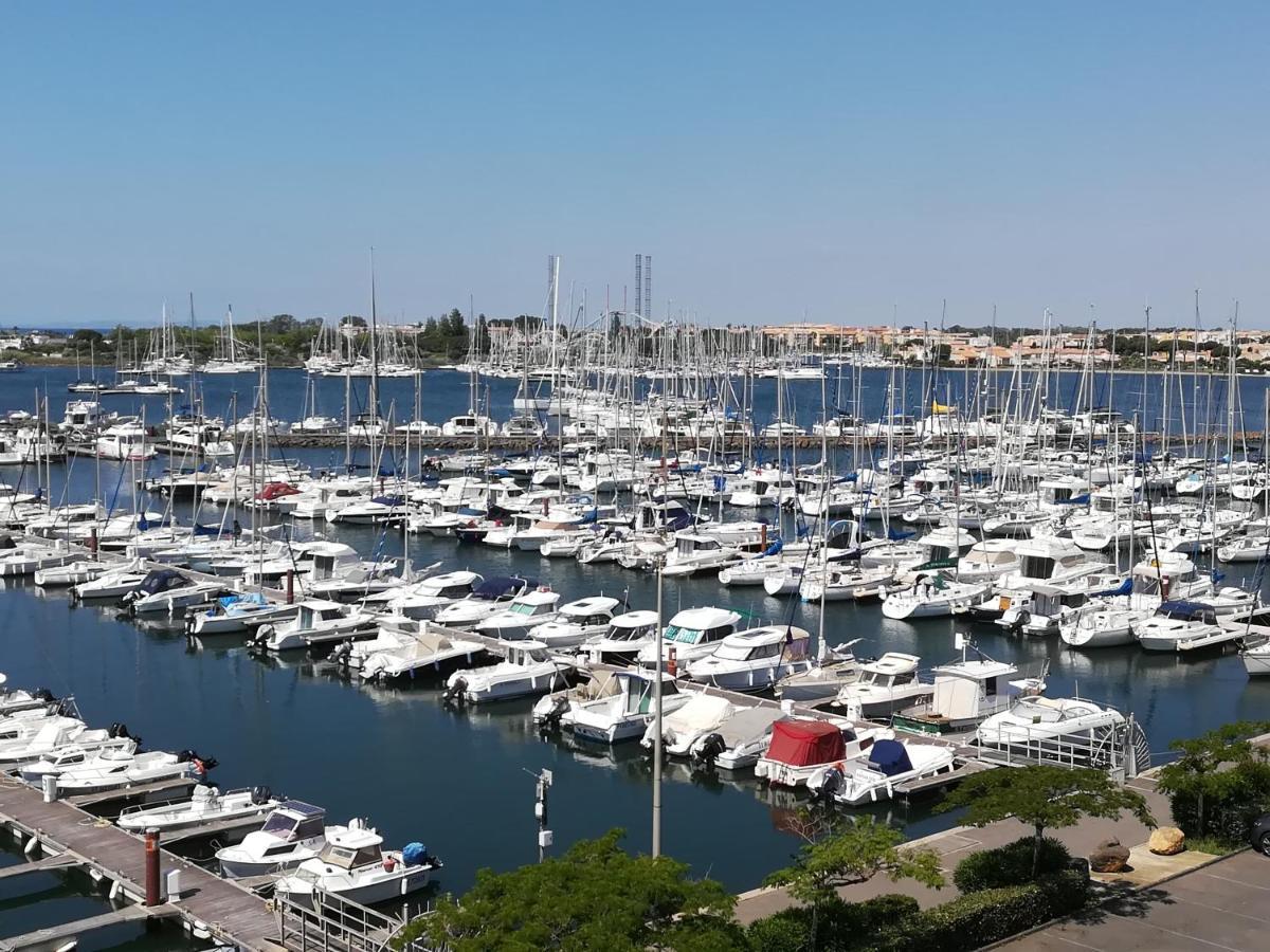 Studio Cabine Vue Port Avec Parking Prive, Piscine, Parc, Boulodrome Agde Bagian luar foto