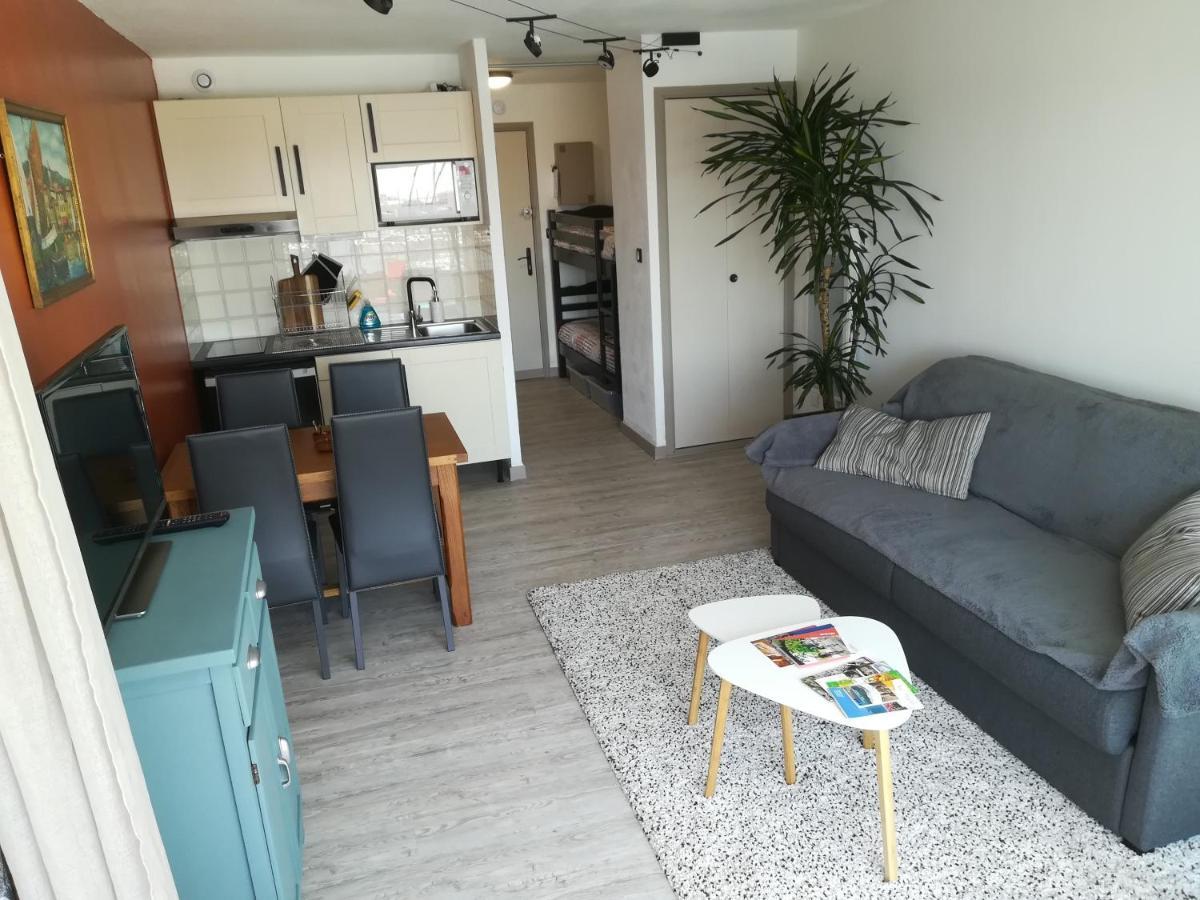Studio Cabine Vue Port Avec Parking Prive, Piscine, Parc, Boulodrome Agde Bagian luar foto